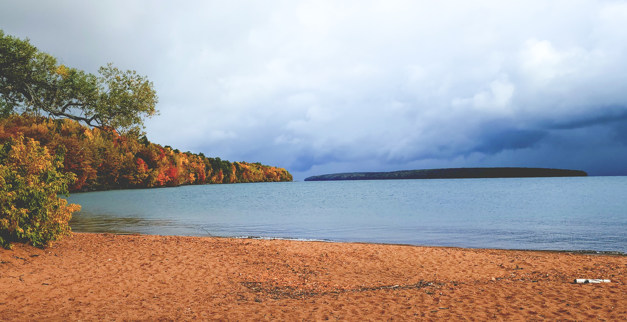fall on lake superior apostle islands