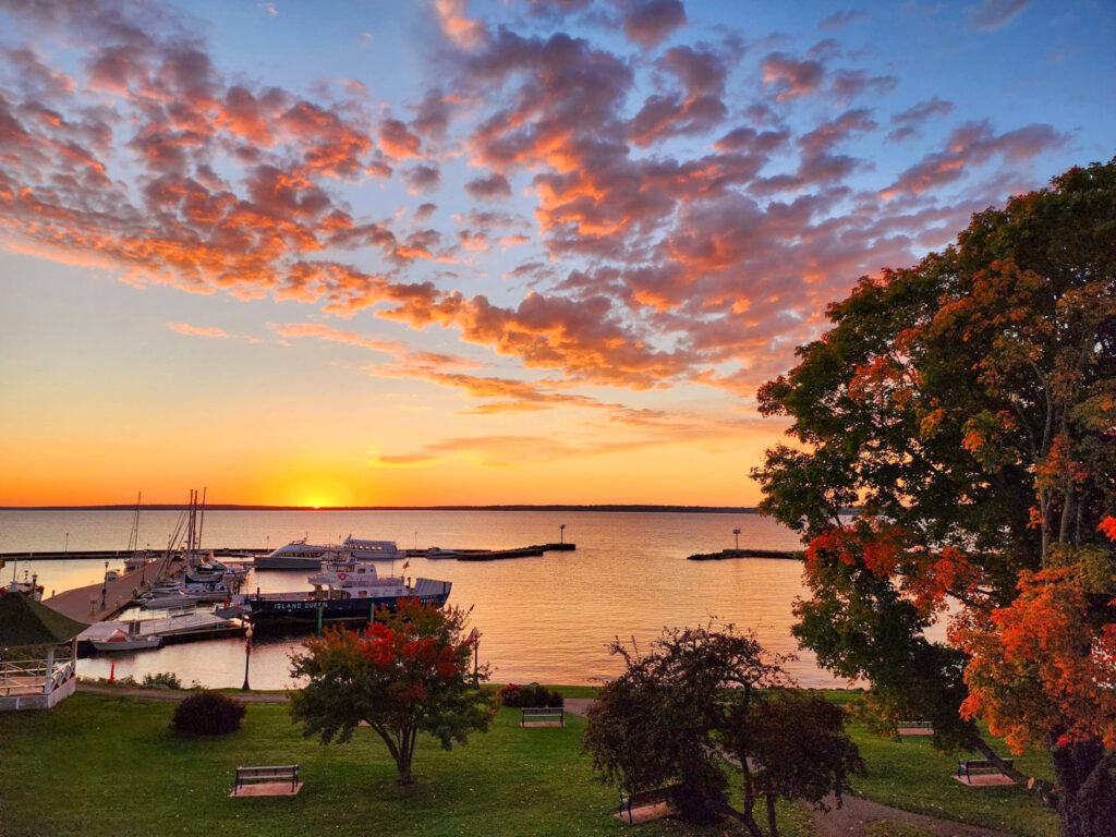 sunrise lake superior bayfield wisconsin